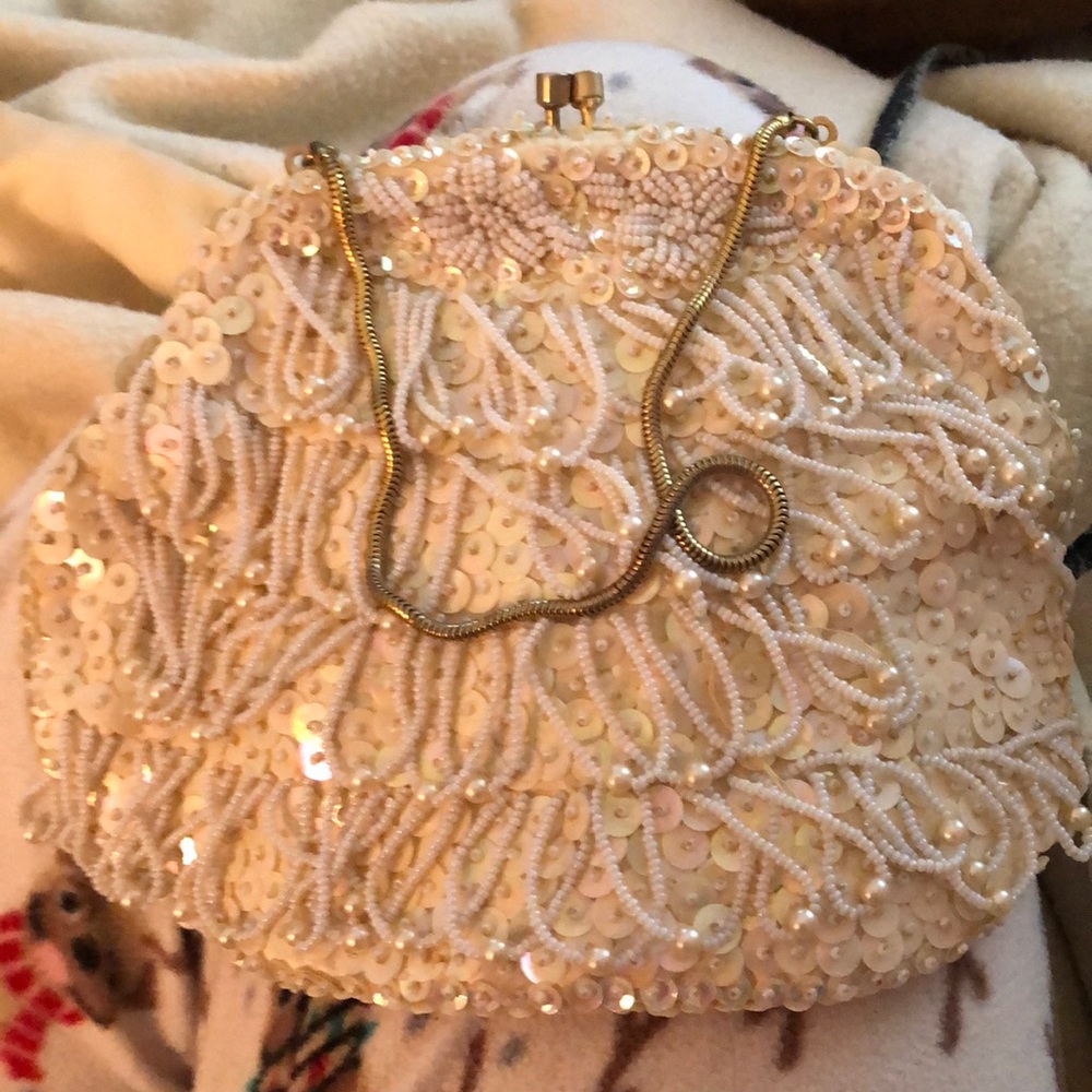 Sequins beaded whit clutch bag